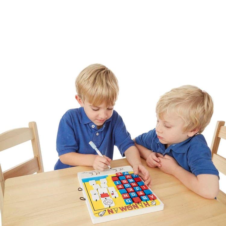 Flip-to-Win-Hangman-002095-8-Kid-Seamless.jpg