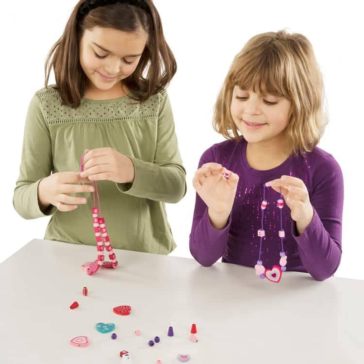 Sweet-Hearts-Bead-Set-004175-1-Kid-Seamless_d37c8c18-ca6f-454c-8616-32a8fae959c2.jpg